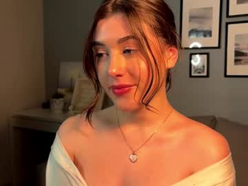 webcam girl sky_breeze19 image #8039955