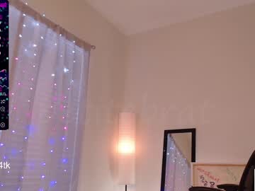 webcam girl petitebrat image #4956901