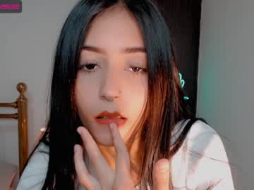webcam girl gummy_bear7 image #2666678
