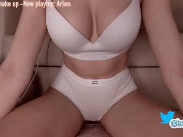webcam girl hollyextra image #683287