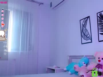 webcam girl small_blondee image #3381978