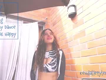 webcam girl kendalltyler image #411099