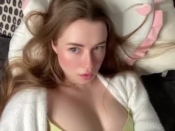 webcam girl strawberryjamx image #2966465