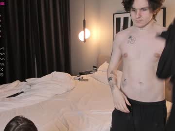 webcam couple diroill image #3587253