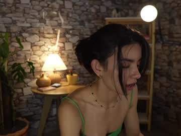 webcam girl urcutelinda image #7778216