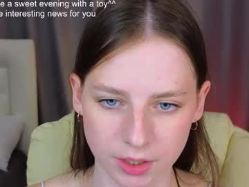 webcam girl dolce_moments image #9503641