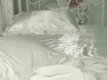 webcam girl littlegreekflower image #8880772