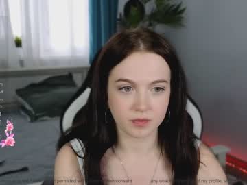 webcam girl small_blondee image #6961231