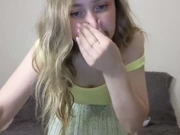 webcam girl your_lily419015 image #4749033