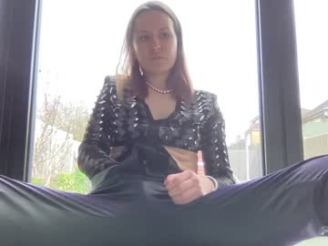 webcam girl eatmypie69 image #6699838