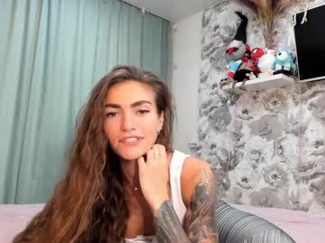 webcam girl joconda image #7600642
