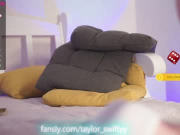 webcam girl _taylor_swift image #1686653