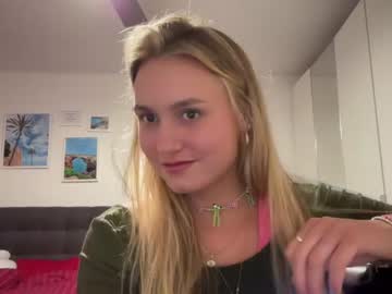 webcam girl sarahsapling image #5458619