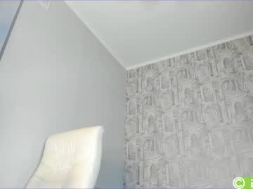 webcam girl min_so_03 image #4890379