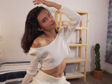webcam girl urcutelinda image #7133643