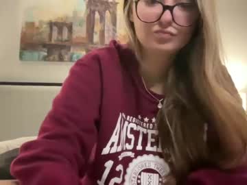 webcam girl fantasyella image #4625365