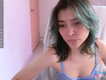 webcam girl lily_ewing image #5220605