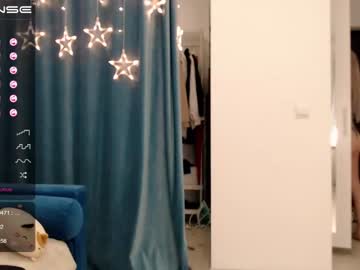 webcam girl small_blondee image #1094335