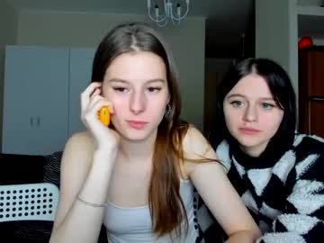 webcam couple sophie_and_rachelss image #3218261