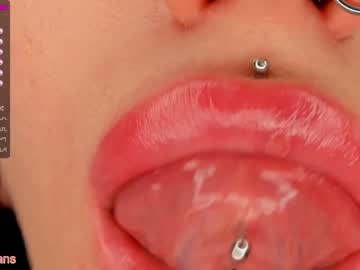 webcam girl millaava image #394852