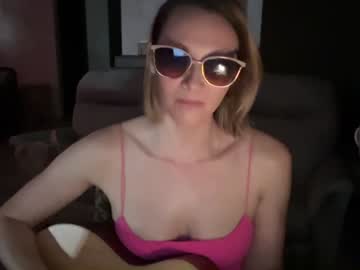 webcam girl kaileeshy image #8747953
