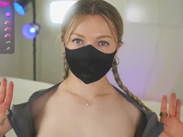 webcam girl blondehottiek image #7793584