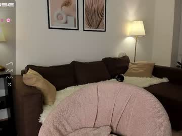 webcam girl intrigueeme image #1812027