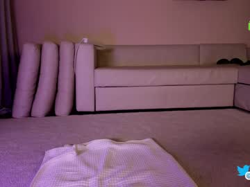 webcam girl hollyextra image #6476963
