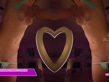 webcam girl hannahjames710 image #3471681