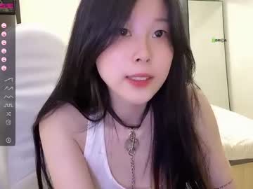 webcam girl kayla2002 image #2457324