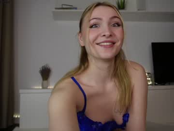 webcam girl funny_to_see_you_here image #5910370