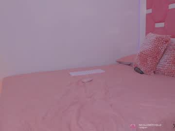 webcam girl nicolle_mitchelle image #7250918