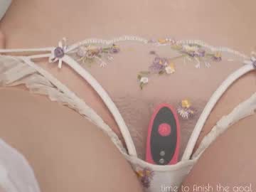webcam girl yulladao image #8976357