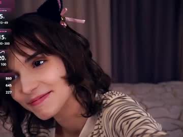 webcam girl odettehatt image #8951194