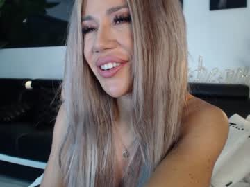 webcam girl marrylouanne image #520640