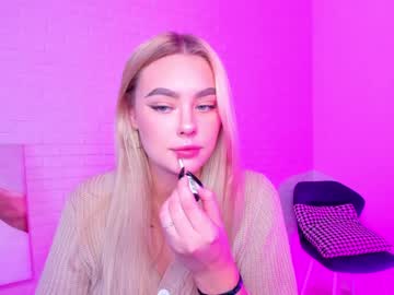 webcam girl 8a8y_nura image #1226444