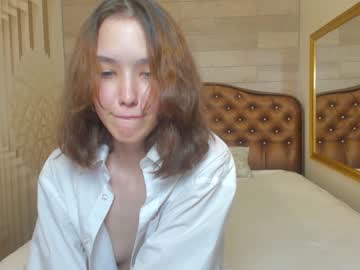 webcam girl lil_stitch image #2643411