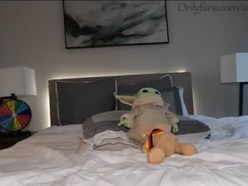 webcam couple ari_lovexo image #1748933