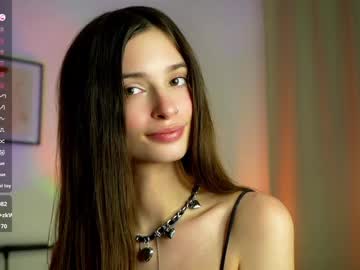 webcam girl sonyaericsson image #8193679