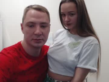 webcam couple netfliix image #942413