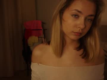 webcam girl mildredgarrett image #8404928