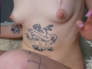 webcam girl shycinderella image #7032176