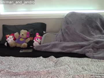 webcam couple mari_and_jandro image #345609