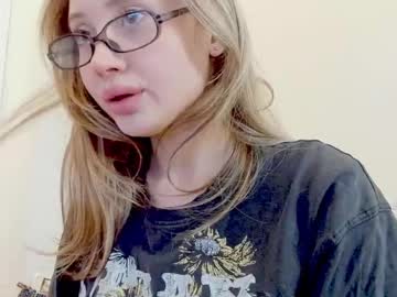 webcam girl atmospherra image #8707484