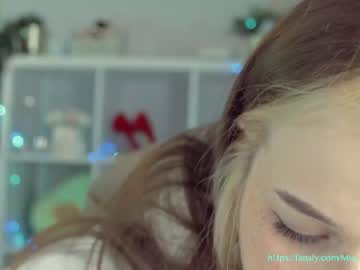 webcam girl mia_milagros image #1685238