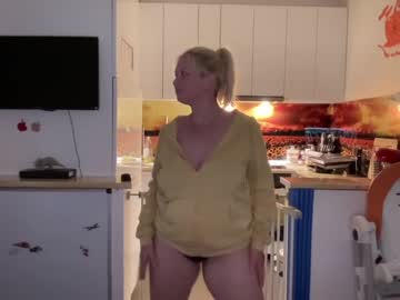 webcam girl kiradivine image #4270474