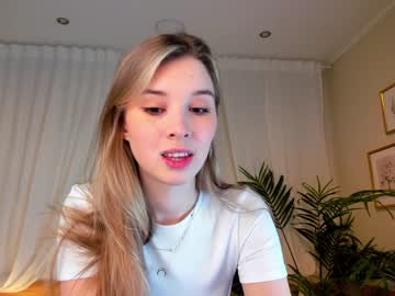 webcam girl milablush image #3552775