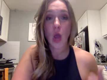 webcam girl rubmyclit22 image #7929012