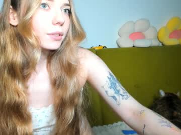 webcam girl thisisamelia image #8011540