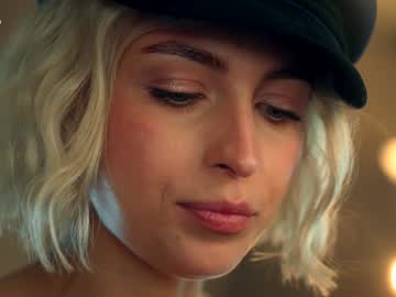 webcam girl artmosphera image #7550307
